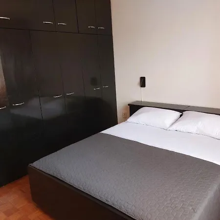 Hestia 3 Bdr Apartment Split Exterior photo